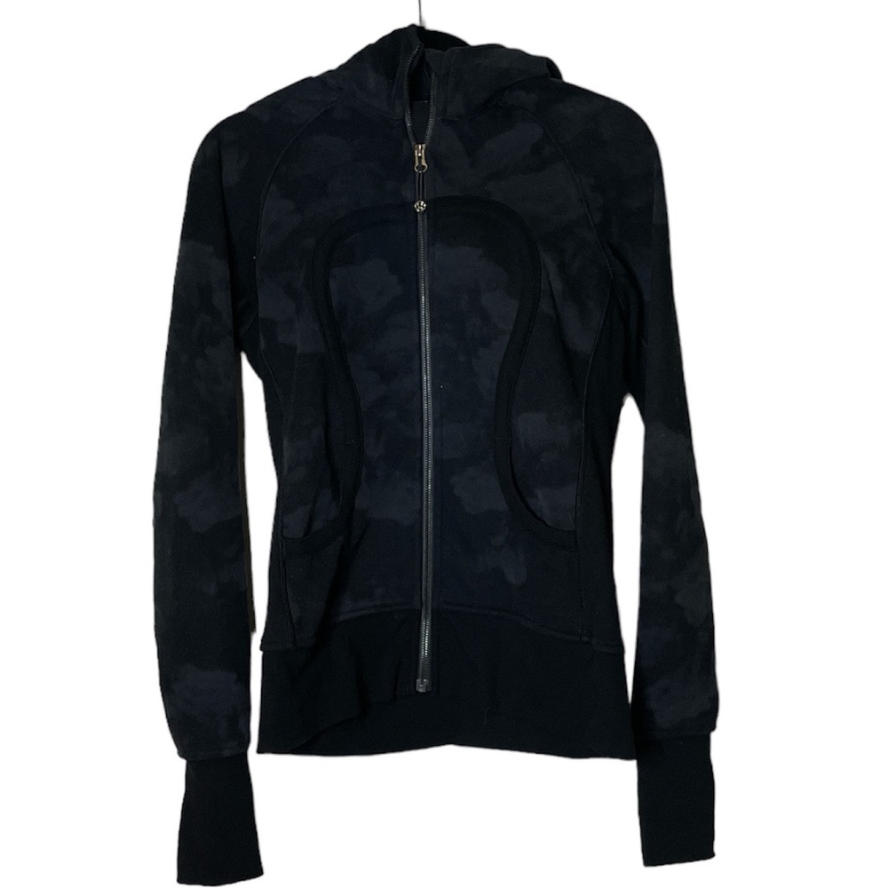 LULULEMON Jacket - Black Cloud Print - Size 6